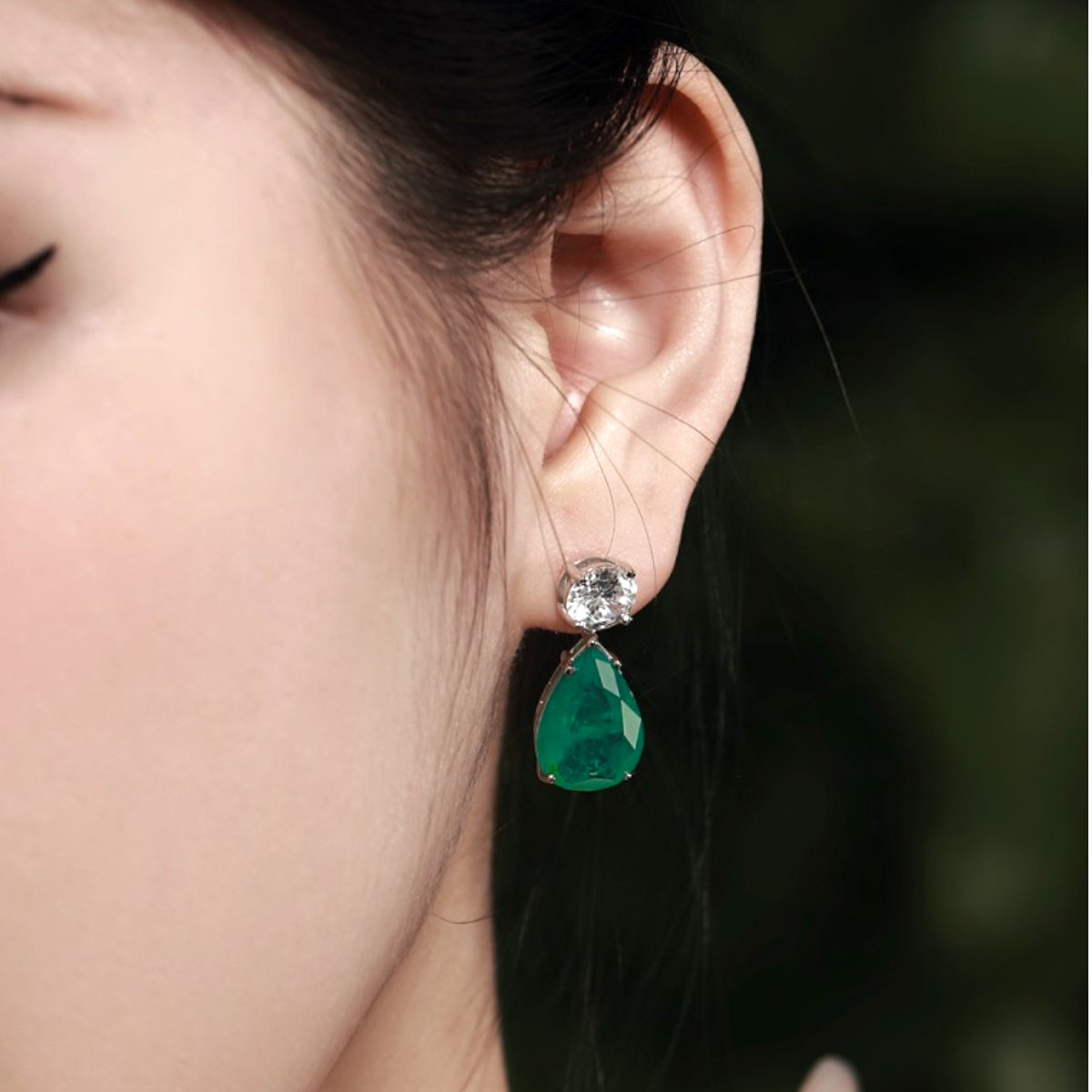 Elegant Luxe 925 Silver Earrings: Green Zirconia Majesty - Jewelry - EM Accessories - 925 silver - Cubic Zirconia - SILVER-0044-EAR